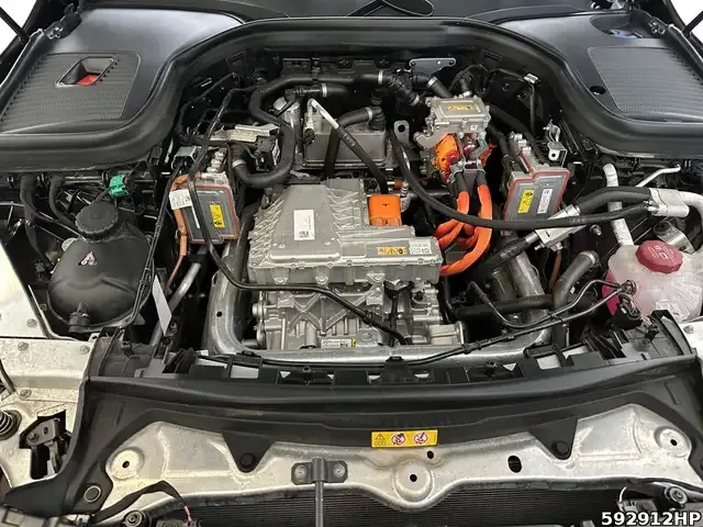 Mercedes-Benz EQC 400