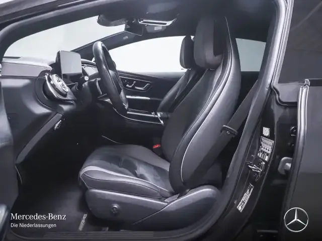 Mercedes-Benz EQE 300