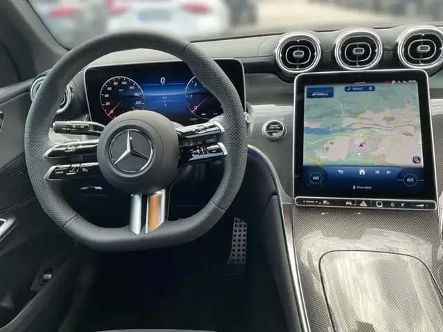 Mercedes-Benz GLC 220