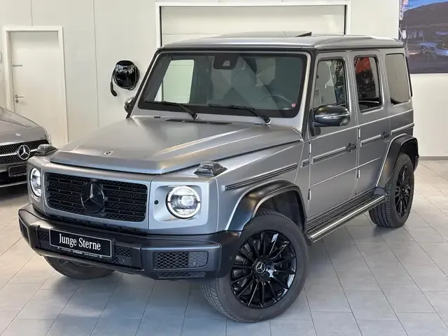 Mercedes-Benz G 400