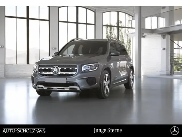 Mercedes-Benz GLB 220