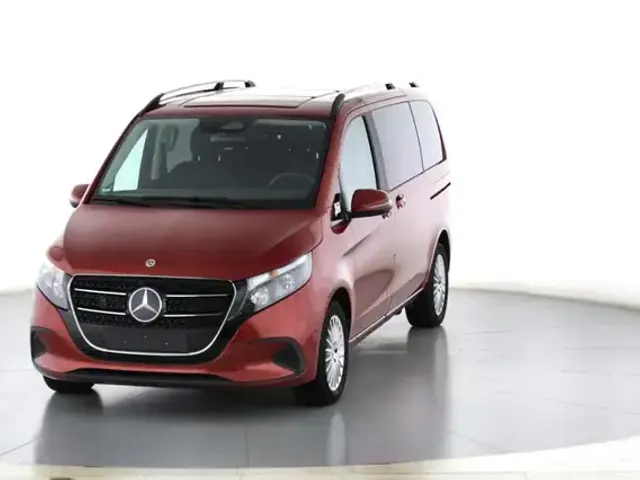 Mercedes-Benz V 220