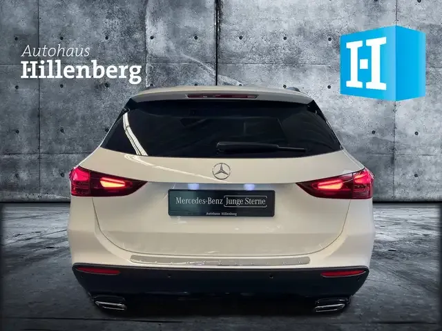 Mercedes-Benz GLA 200