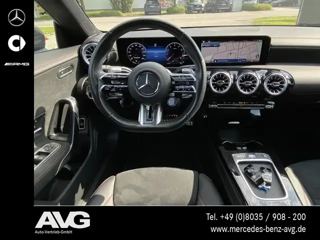 Mercedes-Benz CLA 35 AMG
