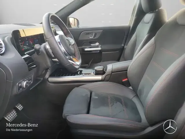 Mercedes-Benz EQA 300