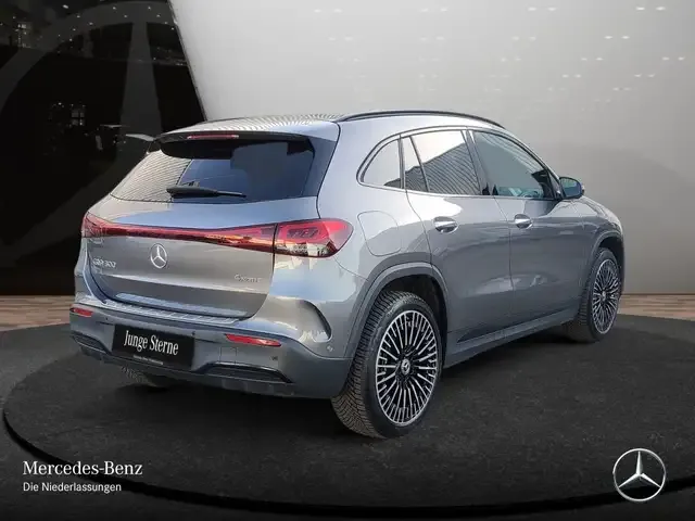 Mercedes-Benz EQA 300
