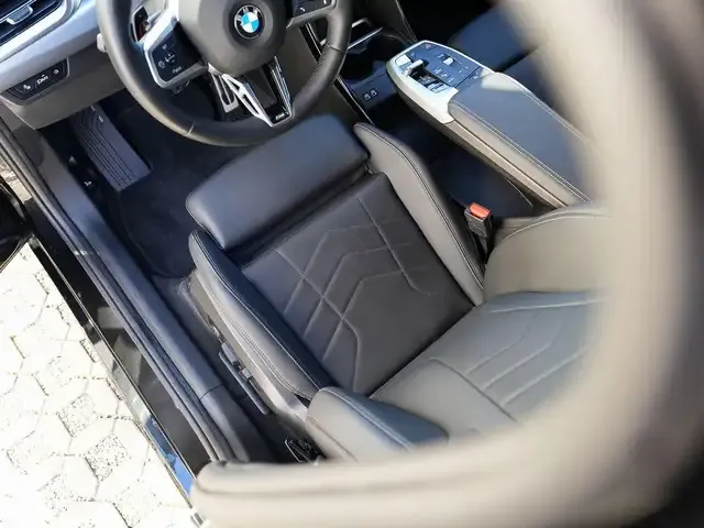 BMW 223