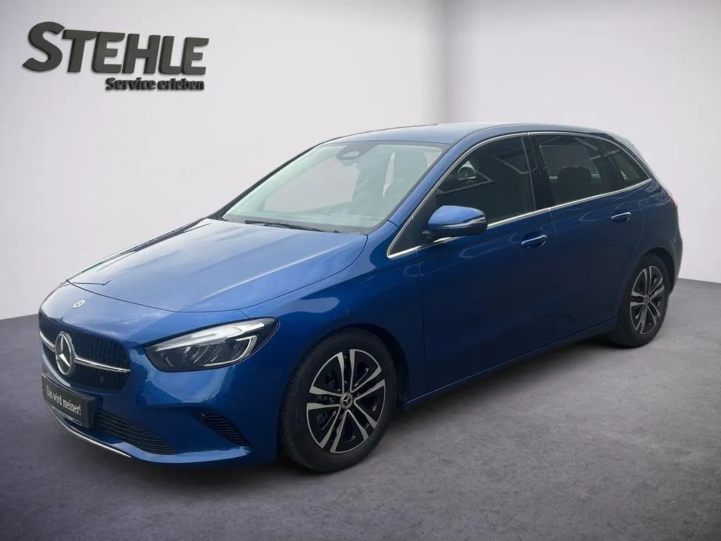Mercedes-Benz B 180