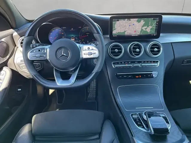 Mercedes-Benz C 220