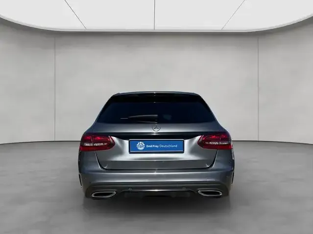 Mercedes-Benz C 220