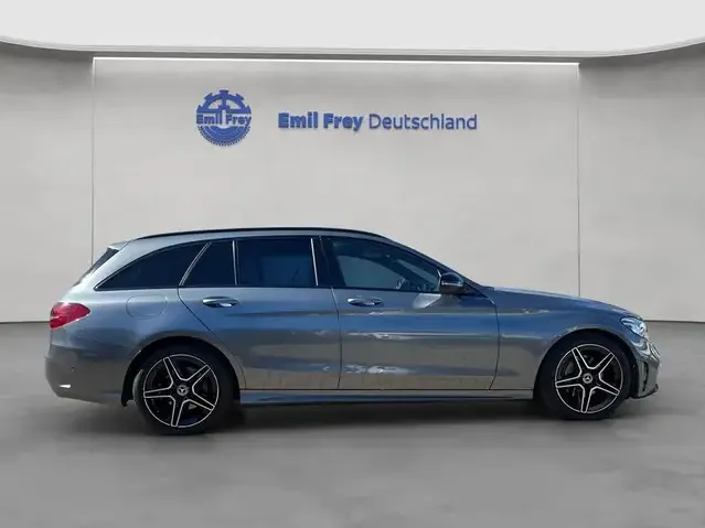 Mercedes-Benz C 220