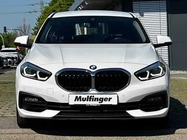 BMW 118