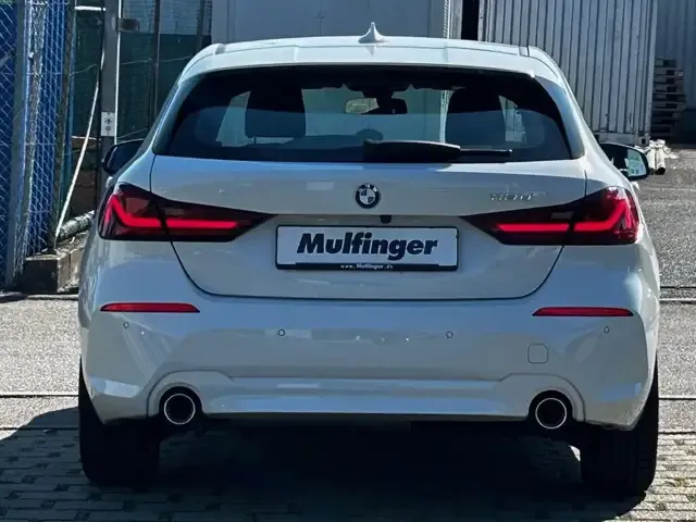 BMW 118