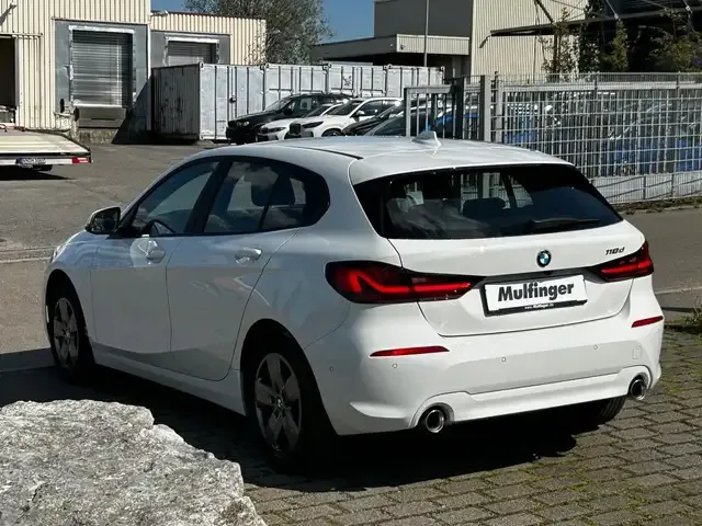 BMW 118