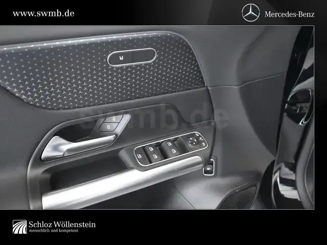 Mercedes-Benz GLA 180