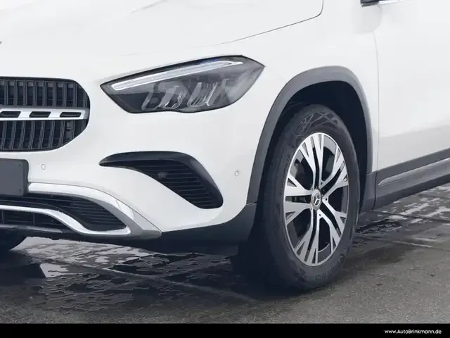 Mercedes-Benz GLA 180