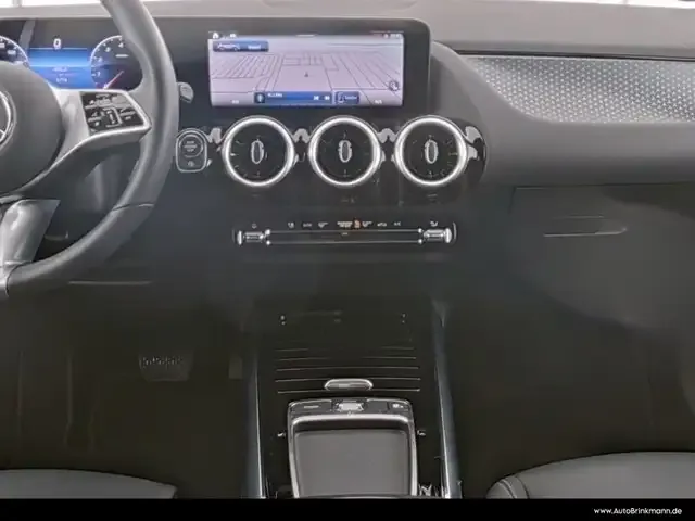 Mercedes-Benz GLA 180