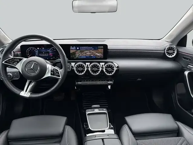 Mercedes-Benz CLA 180