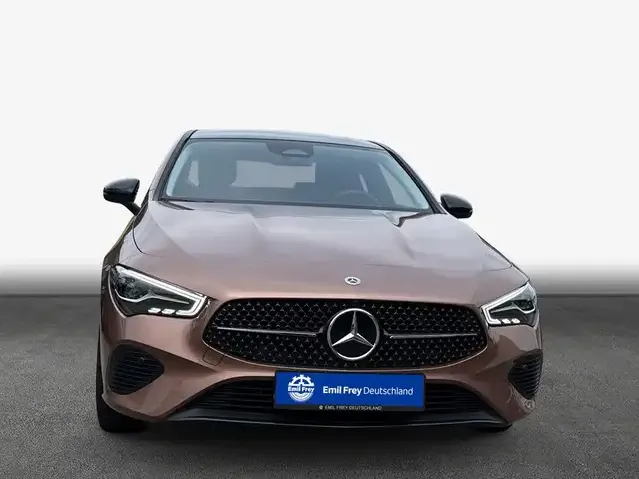 Mercedes-Benz CLA 180