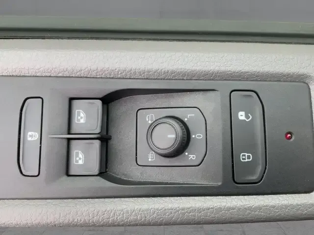 Volkswagen T6.1 Caravelle