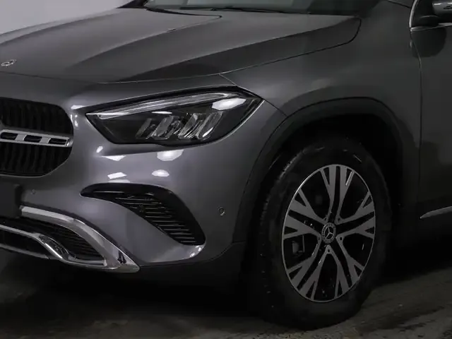 Mercedes-Benz GLA 180