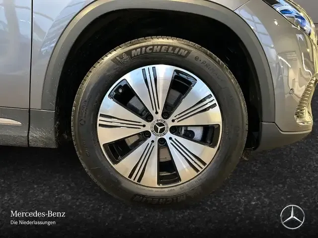 Mercedes-Benz EQA 250