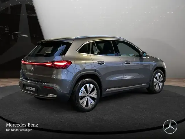 Mercedes-Benz EQA 250