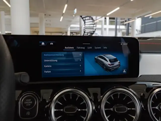 Mercedes-Benz CLA 180