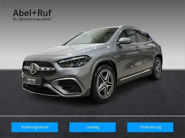 Mercedes-Benz GLA 200