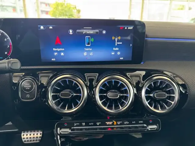 Mercedes-Benz A 35 AMG