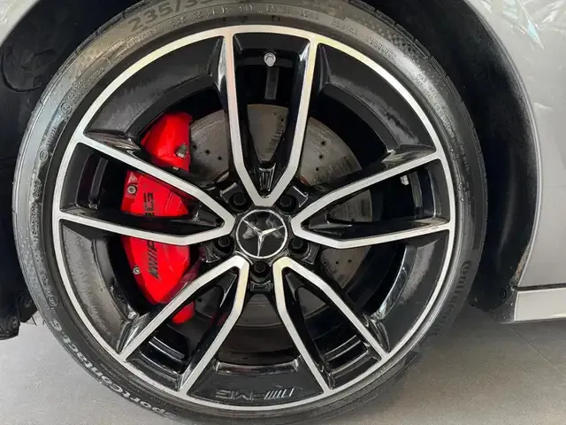 Mercedes-Benz A 35 AMG