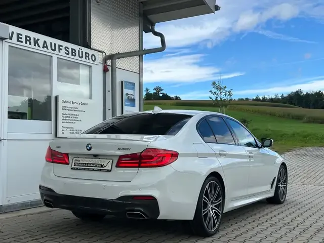 BMW 540