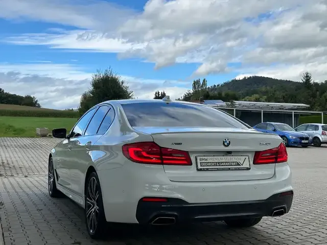 BMW 540