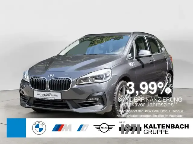 BMW 218