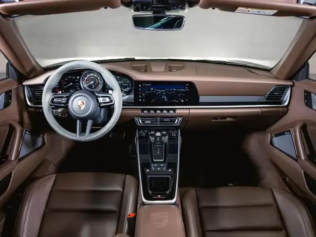 Porsche 992
