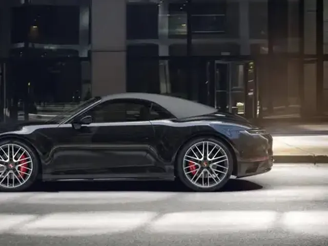 Porsche 992