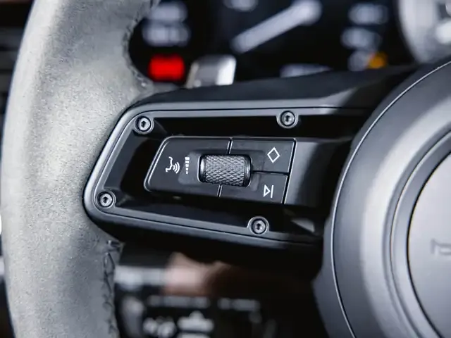 Porsche 992