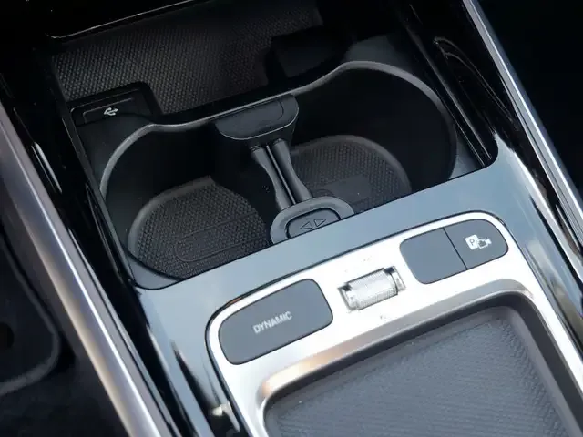 Mercedes-Benz EQB 300