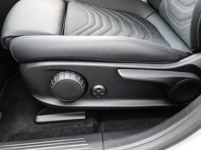 Mercedes-Benz EQB 250