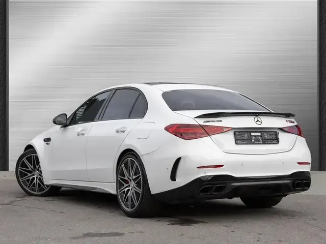 Mercedes-Benz C 63 AMG