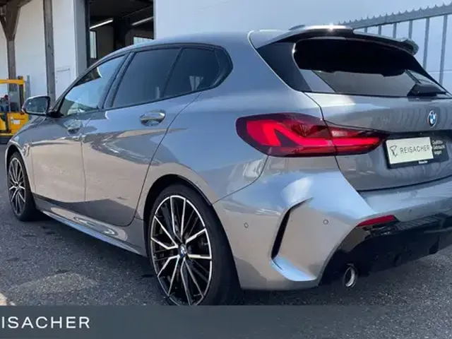 BMW 120