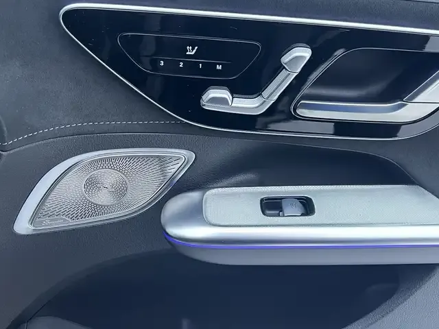 Mercedes-Benz EQE 53