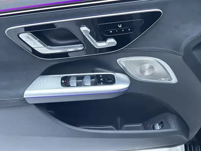 Mercedes-Benz EQE 53