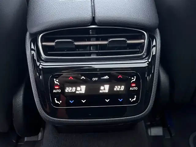 Mercedes-Benz EQE 53