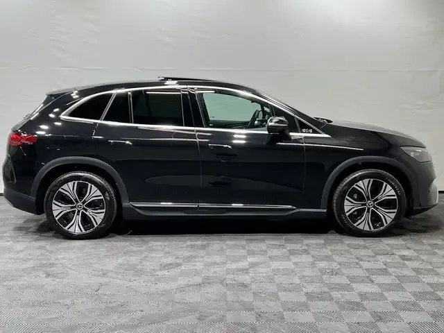 Mercedes-Benz EQE SUV