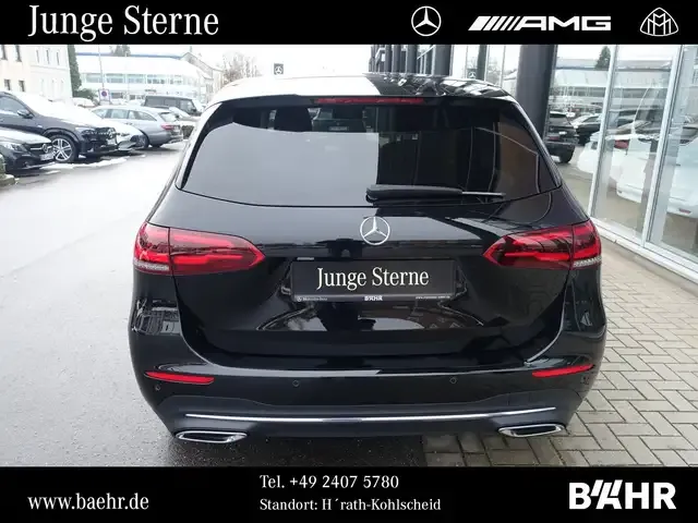 Mercedes-Benz B 200