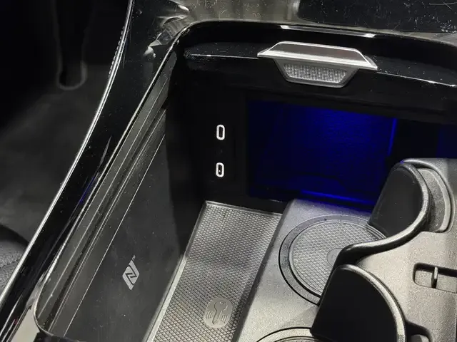 Mercedes-Benz EQE 300