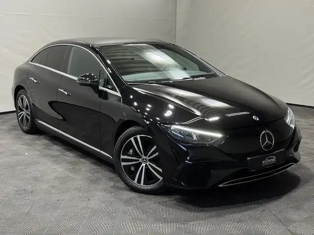 Mercedes-Benz EQE 300