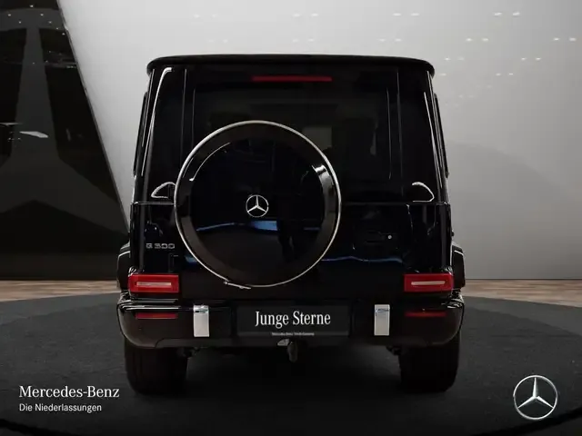 Mercedes-Benz G 500