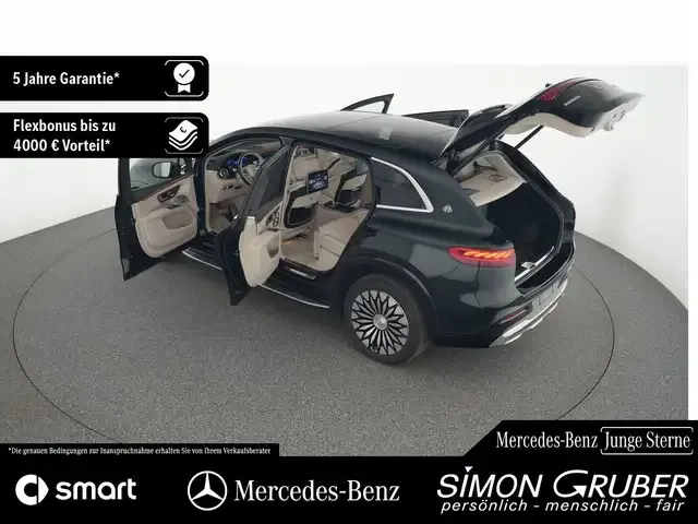 Mercedes-Benz EQS SUV